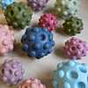 Sensory Silicone Fidget Small Balls - Blush 2 st - Tiny Tot. Rolig leksak. 